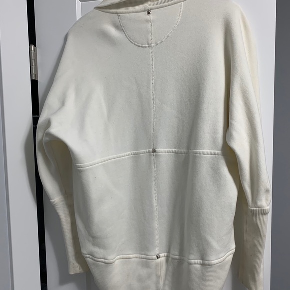 XS Cream Wilfred Aritzia Diderot Sweater/cardigan - Picture 7 of 7